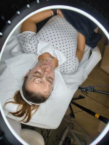 Hydrojelly maska Opava Esthemax, Hydrogelová maska INTENSIV AFTERCARE s kvítky levandule, je dokonalý aromaterapeutický zážitek.